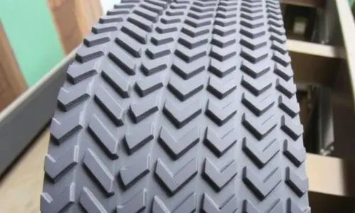 Rubber V Cleat Conveyor Belts (Chevron Belts)