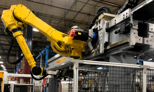 human-use-computer-control-robot-arms-working-procuction-convoyed-smart-factory-industry